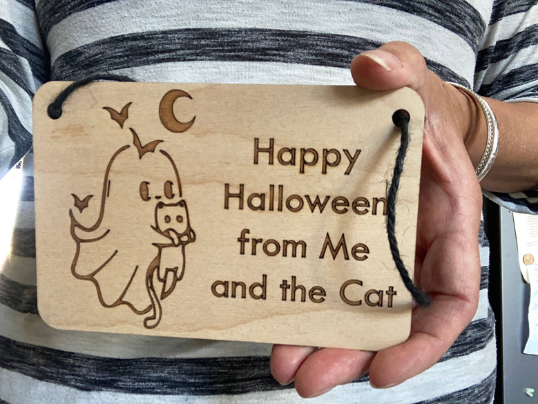 Cute Personalized Ghost Dog Sign For Halloween Decoration - Perfect For Pet Lovers
