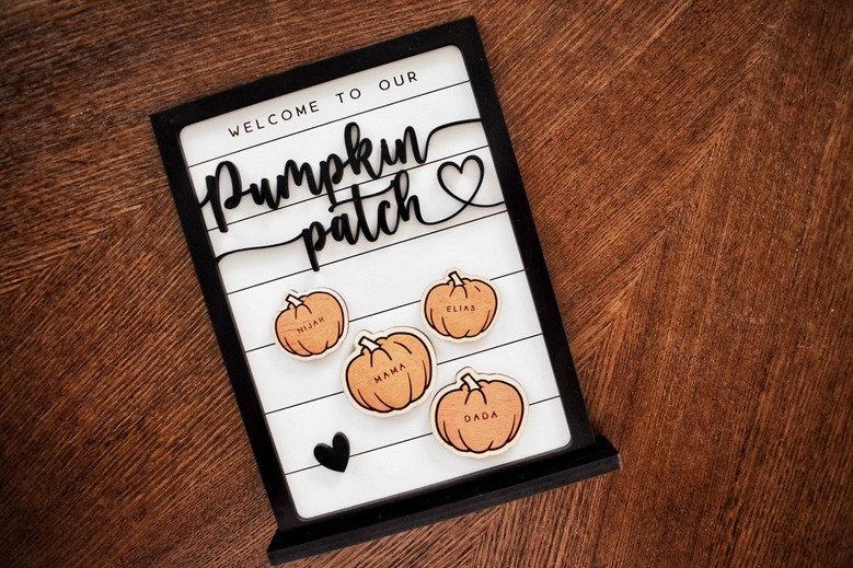 Pumpkin Patch Family Wood Sign For Fall Seasonal Decor - Autumn Touch For Halloween And Thanksgiving