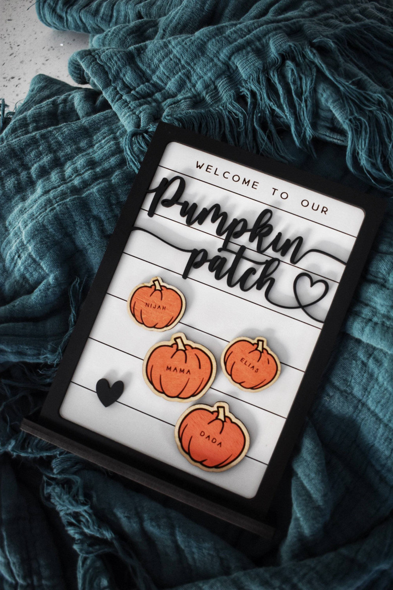 Pumpkin Patch Family Wood Sign For Fall Seasonal Decor - Autumn Touch For Halloween And Thanksgiving