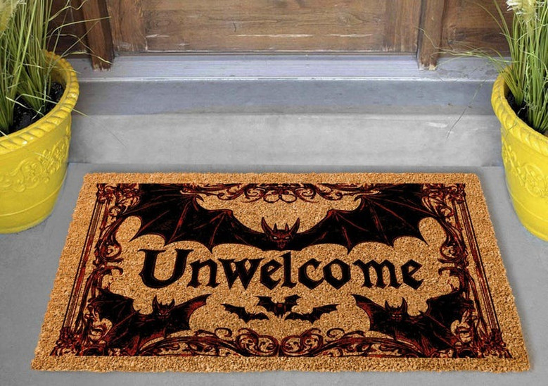 Gothic Bat Doormat – Spooky Dark Welcome Mat for Halloween Decor