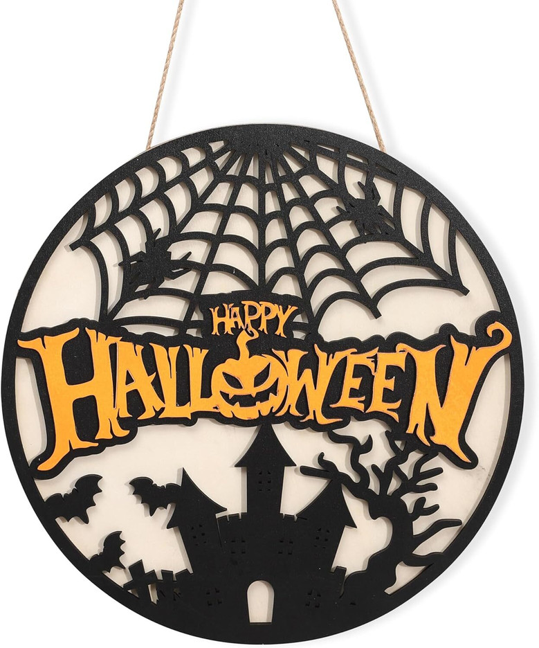 Personalized Halloween Welcome Wood Sign - Indoor Party Decorations With Ghosts And Garland For Home