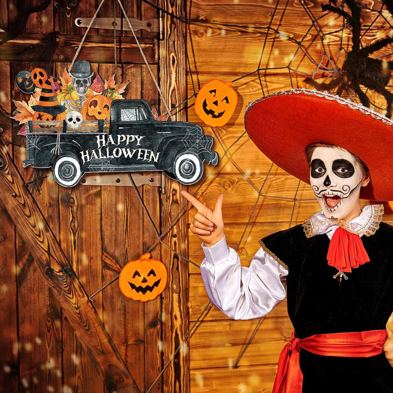Vintage Rustic Halloween Welcome Door Sign With Horror Truck Pattern For Indoor Outdoor DéCor