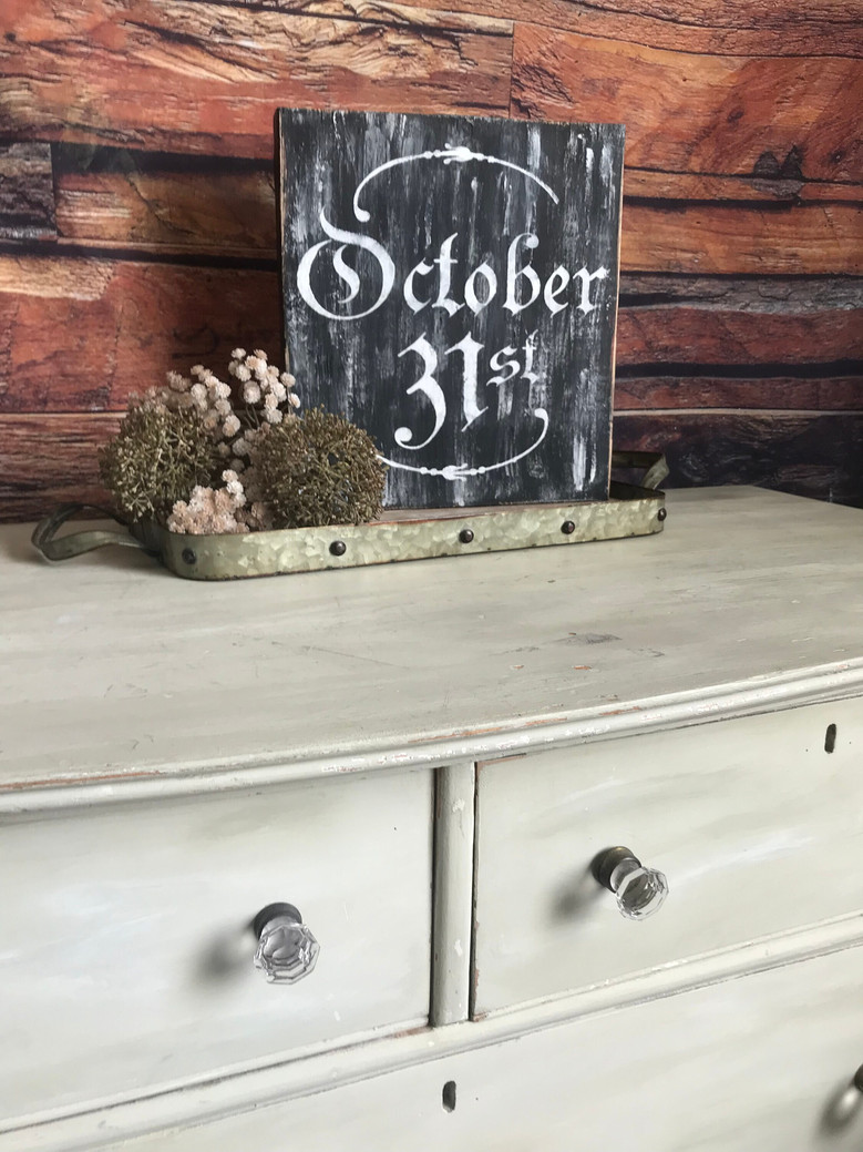Rustic Black October 31 Halloween Decor For Haunted Houses And Tabletop Displays
