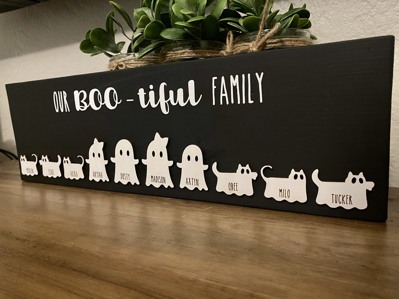 Personalized 'Our Bootiful Family' Wooden Sign - Cute Halloween Ghost Decor For Families