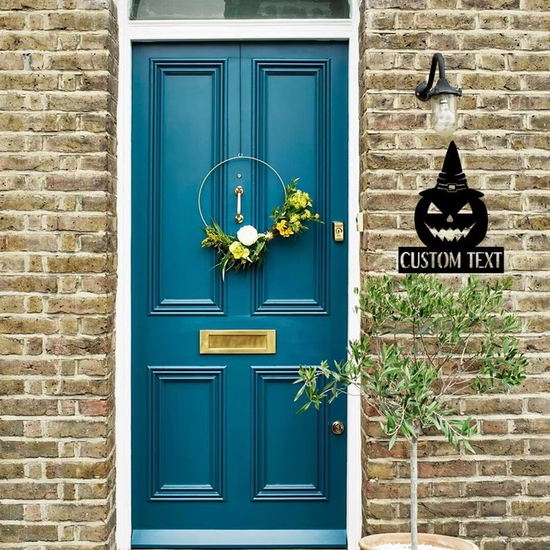 Custom Halloween Metal Name Sign For Outdoor Decor - Personalized Pumpkin Monogram For Spooky Season