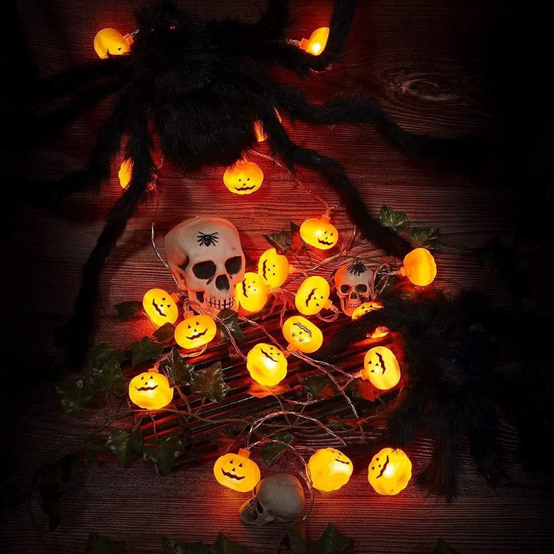 Pumpkin String Lights – 30 LED Jack-O'-Lantern Halloween Decor with Timer & Modes