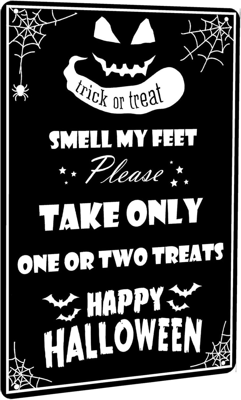 Gothic Trick Or Treat Metal Sign - Indoor Outdoor Halloween Decoration For Garage, Bar, Patio, Kitchen