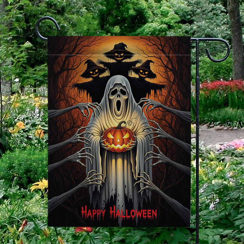 Creepy Ghost Halloween Garden Flag For Spooky Yard Decor - Haunted Outdoor Decoration For A Frightful Ambiance