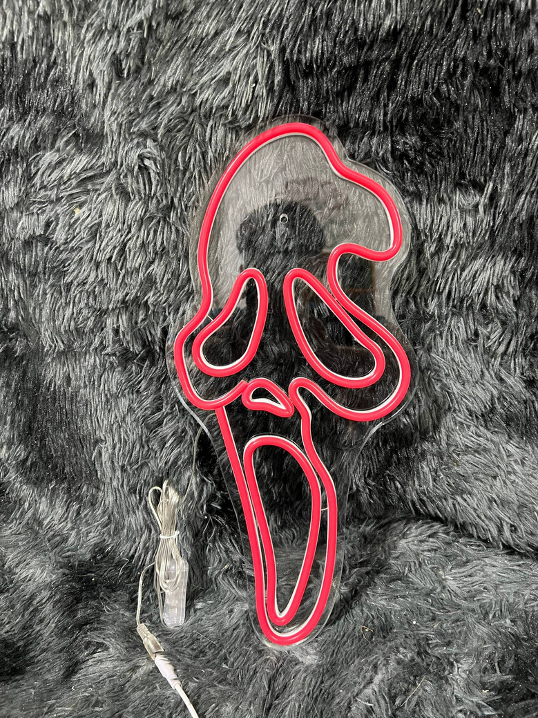Scream Ghostface Neon Sign – Spooky LED Halloween Wall Decor for Horror Fans