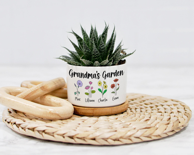 Heartfelt Grandma's Garden Ceramic Plant Pot - Custom Birth Flower Succulent Planter For Mother's Day