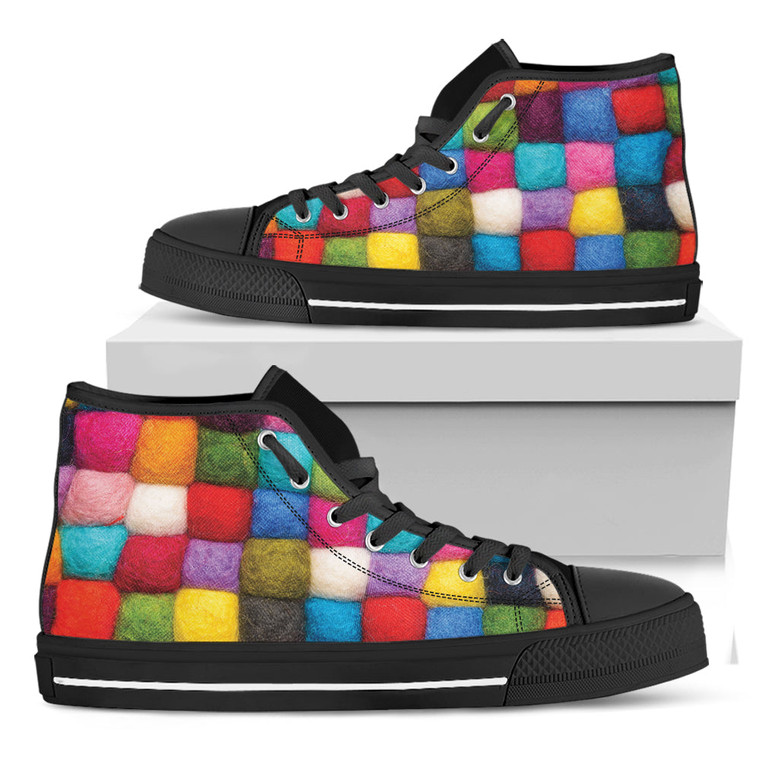 カラフルな毛糸のボールプリント黒ハイトップシューズ