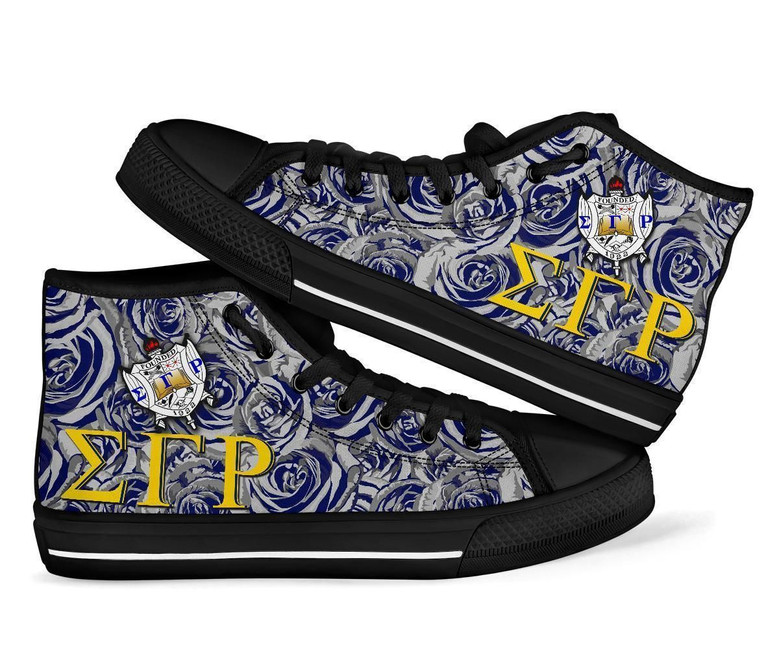 Sigma Gamma Rho Rose High Top Shoesを日本語に訳すと、「シグマガンマローズハイトップシューズ」になります。