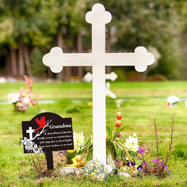 Touching Cardinal Grandma Memorial Gifts Metal Sign For Outdoor Cemetery Garden Stakes