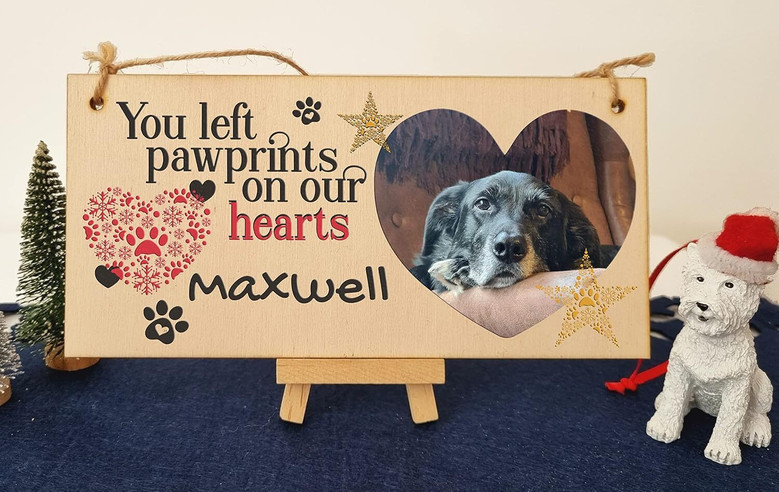 Personalized Pet Memorial Wooden Sign With Pawprints – Heartfelt Home Decor For Pet Lovers