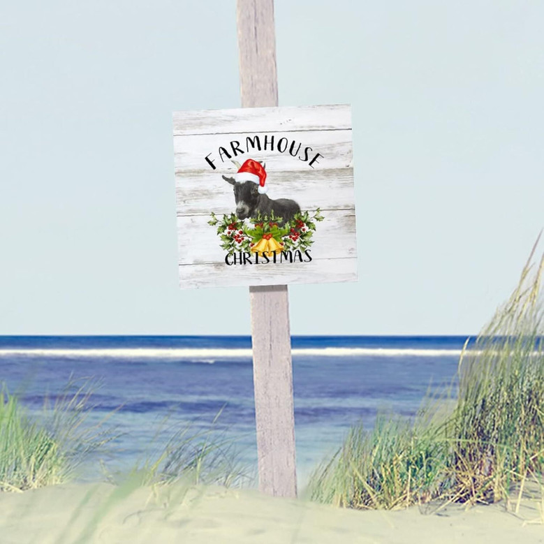 Retro Wooden Goat Sign With Red Hat And Mistletoe For Farmhouse Christmas Wall Decor - Entryway And Porch Plaque