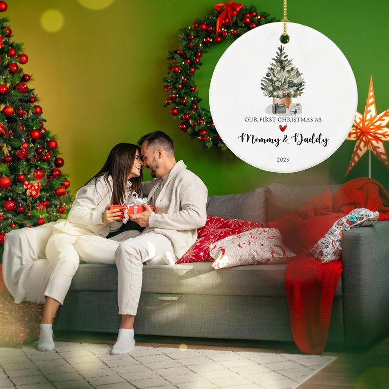 Personalized 2025 Ceramic Ornament For New Moms And Dads - Thoughtful Living Room Decor