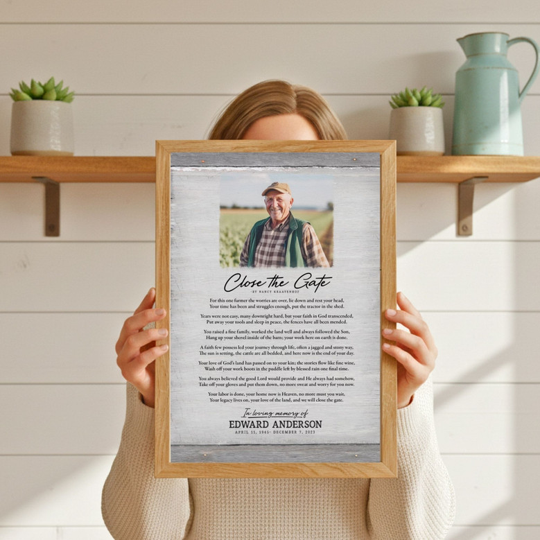 Personalized Farm Memorial Canvas - A Touching Bereavement Gift