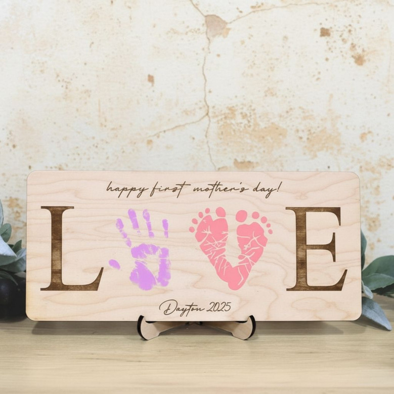 Personalized Mom Handprint Wood Sign - Baby's First Mother's Day Gift For New Moms, Heartfelt Footprint Art Decor