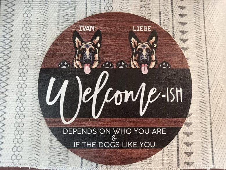 Bark and Welcome Unique Animal Round Wood Sign for Pet Lovers