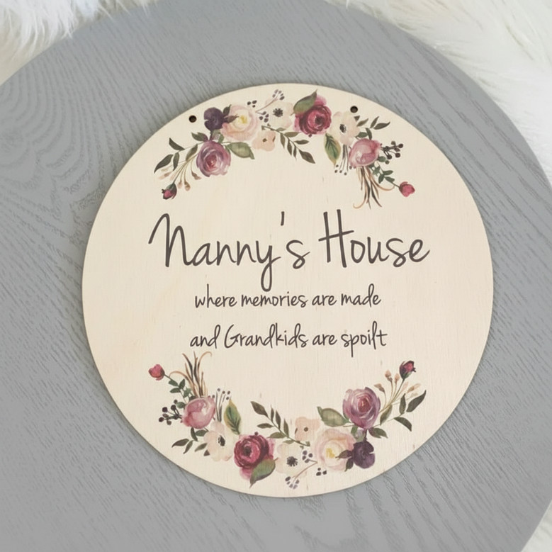 Mothers Day Floral Round Wood Sign for Mum and Grandma
