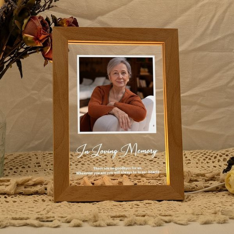 A Gift of Remembrance Custom Photo Frame Lamp for Christmas A Gift of Remembrance Custom Photo Frame Lamp for Christmas