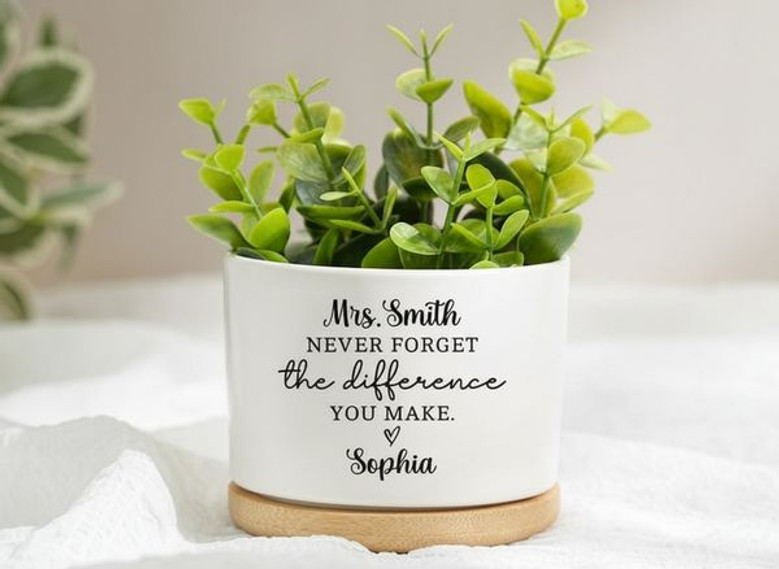 A Gift of Gratitude Custom Story Ceramic Plant Pot