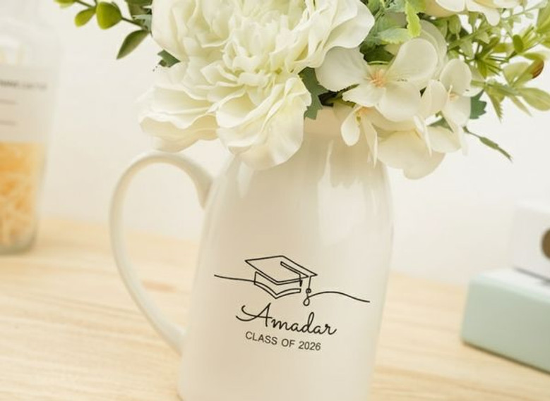 Commemorate 2026 Custom Name Senior Ceramic Flower Vase Gift