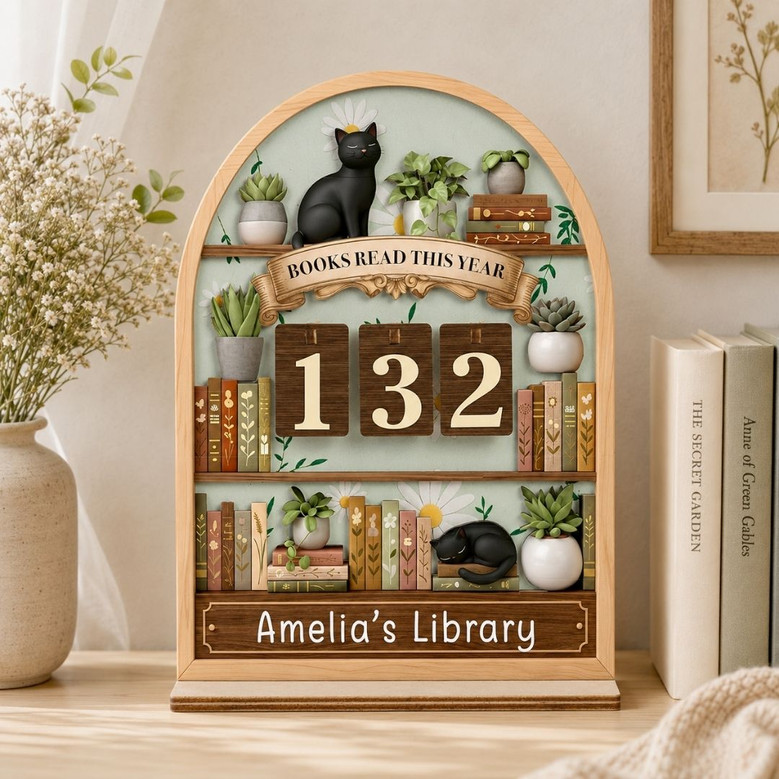 Black Cat Book Read Tracker - Gothic Reader Shelf Gift