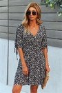 New Style Fresh Floral Batch Printing V-Neck Elbow Sleeve Loose Fashion Dress