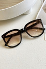 One Pc New Stylish Five Colors Round Shape Plastic Frame Glasses Legs Polarized Uv Protection Sunglasses