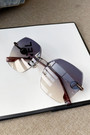 One Pc New Stylish Six Colors Hexagon Shape Metal Frame Letter Glasses Legs Polarized Uv Protection Sunglasses