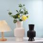 Aesthetic Room Decoration Geometric Ceramic Vase For Flowers Home Decor Modern Matte Black Vases Home Decor