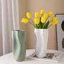 Nordic Decoration Ceramic Vase Ins Popular Modern Simple Style Flower Green Ceramic Vase For Home Decor