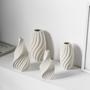 Porcelain Boho Handmade Custom Nordic Creative Minimalist Modern Ceramic Vase For Interior Decorations