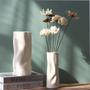Set of 2 High Quality Matte Modern Handmade Dried Flower Small Ceramic Vase For Wedding Center