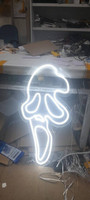 Scream Ghostface Neon Sign – Spooky LED Halloween Wall Decor for Horror Fans