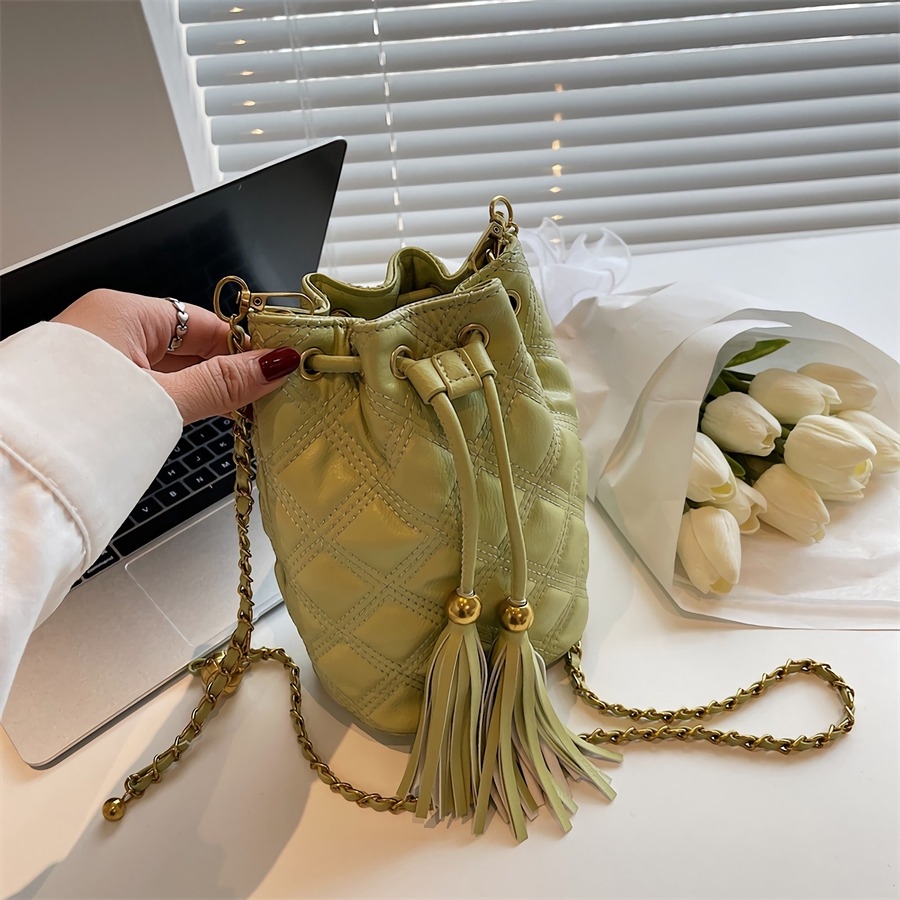 Stylish New Four Colors Quilted Drawstring Tassels Metal Chain Adjustable Crossbody Bag 14Cm(L)* 10Cm(W)* 20Cm(H)