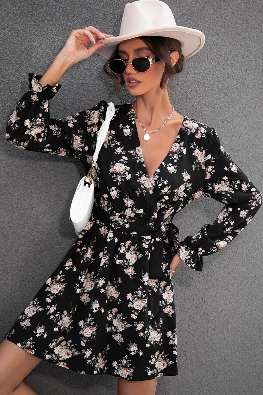 Xs-Xl Spring New Stylish Batch Printing Inelastic With Belt V-Neck Casual Mini Dress