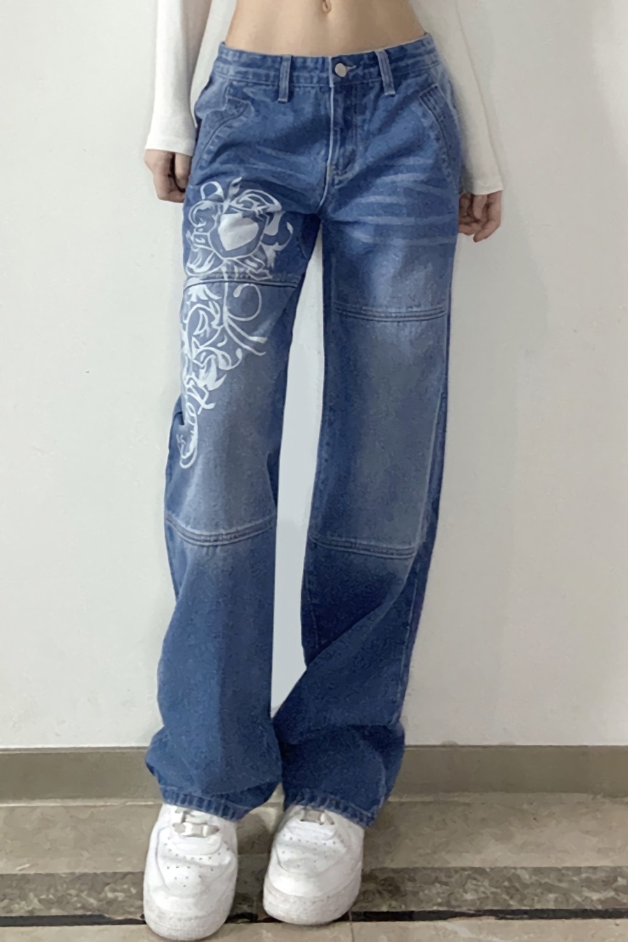 Spring Three Colors Fixed Printing Micro-Elastic Pockets Button Zip-Up Stylish Straight Jeans (Without Belt)