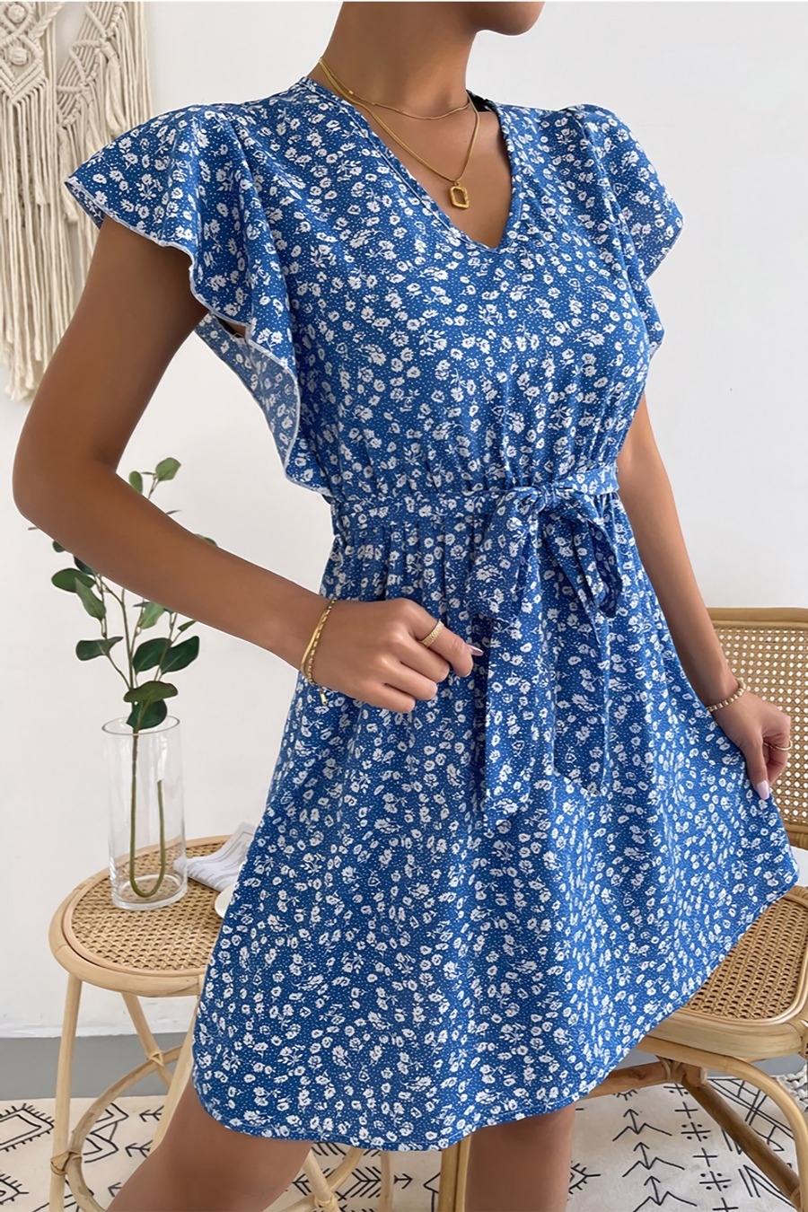 Summer New Stylish Simple Batch Printing Inelastic V-Neck Casual Midi Dress(With Belt)