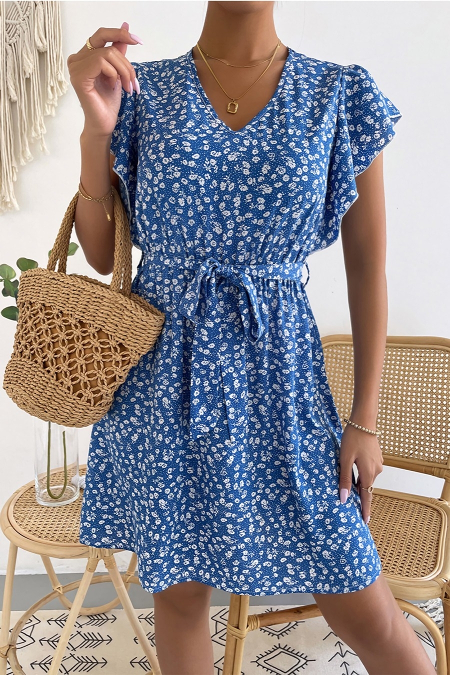 Summer New Stylish Simple Batch Printing Inelastic V-Neck Casual Midi Dress(With Belt)