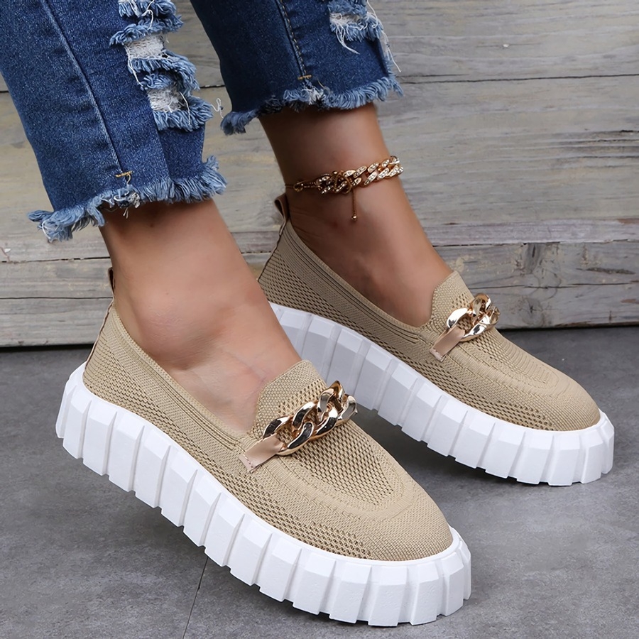 Spring New Two Colors Chain Decor Breathable Knitted Stylish Casual Flat Shoes