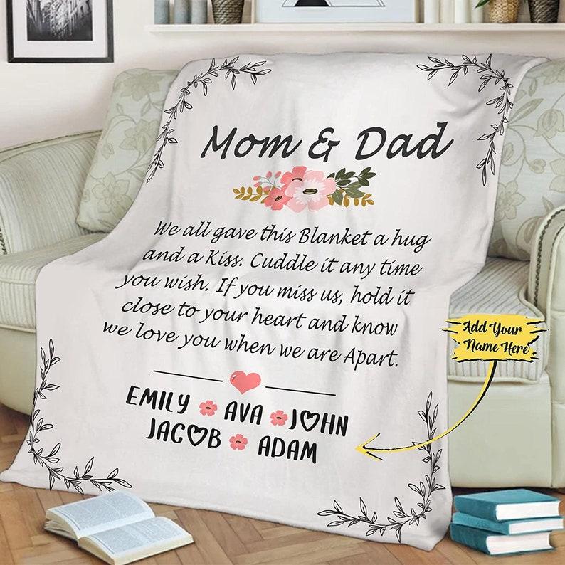 To My Mom And Dad Customized Blanket, Gift For Parents, Mama Blanket, Dad Blanket, Gift For Anniversary, Birthday, Christmas, Custom Gift